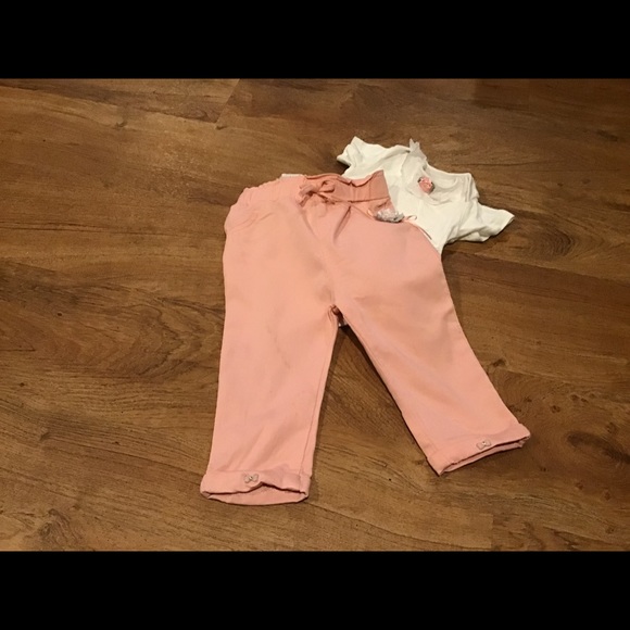 Pants 3-4 months with free top (6-9 months) - Picture 3 of 7